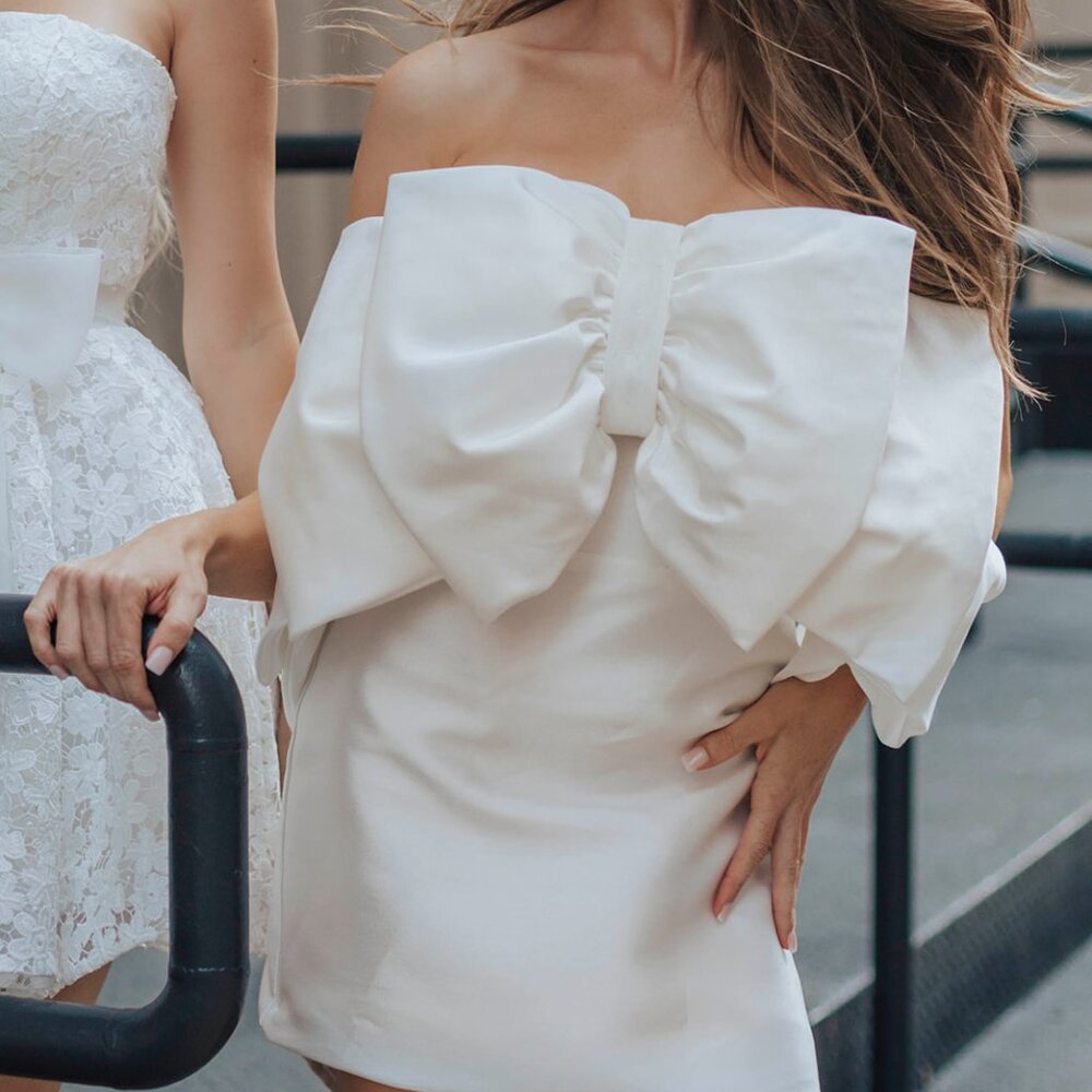 Madison Large Statement Bow Mini